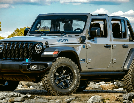 jeep-4xe-phev-driver-review-banner