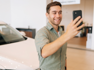 7 Social Media Hacks for the Car Salesperson